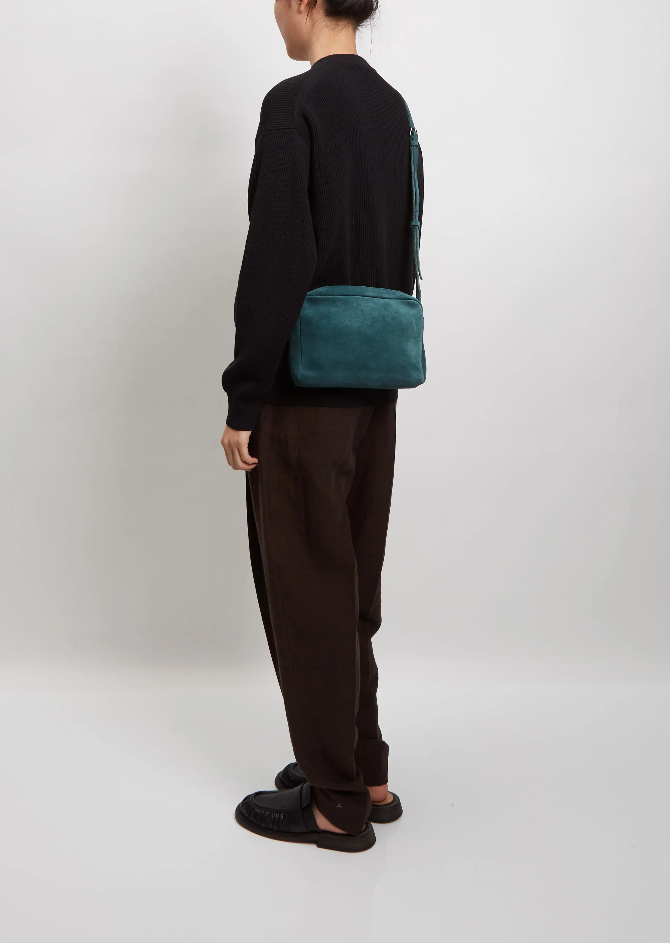 Ayako Suede Crossover Simple Bag — Deep Green