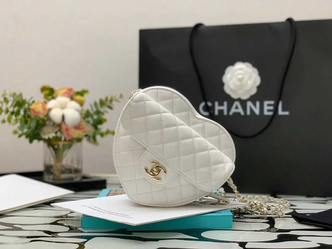 CC561 Heart Bag / HIGHEST QUALITY VERSION / 6.4 × 7 × 2.5 in