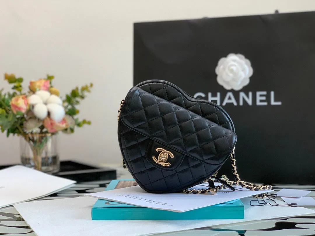 CC561 Heart Bag / HIGHEST QUALITY VERSION / 6.4 × 7 × 2.5 in