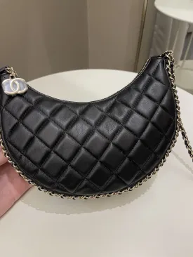 Chanel 23P Quilted Chain Around Hobo Bag Black Lambskin