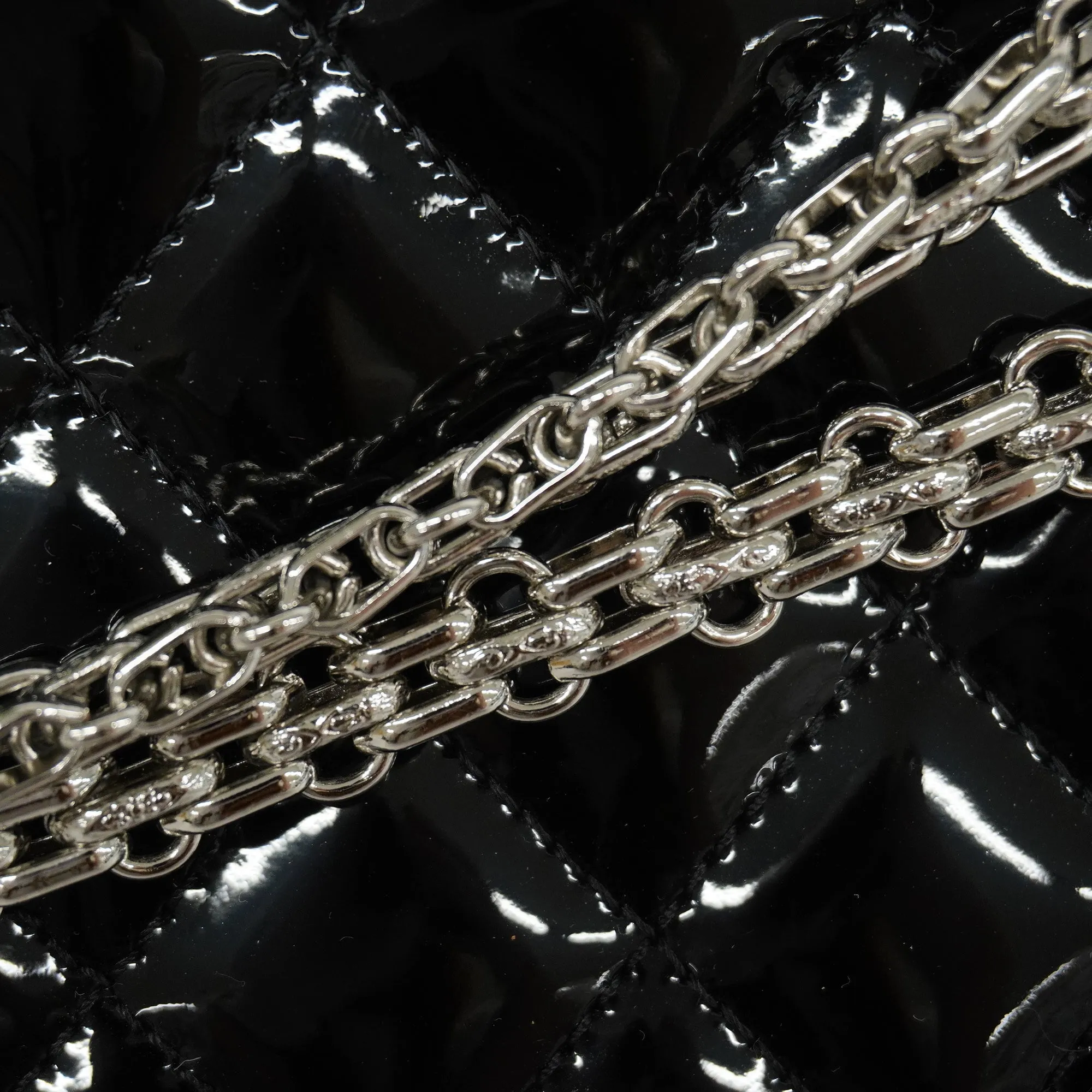 CHANEL  Matelasse Shoulder Bag Chain Shoulder Women's Patent Leather Black