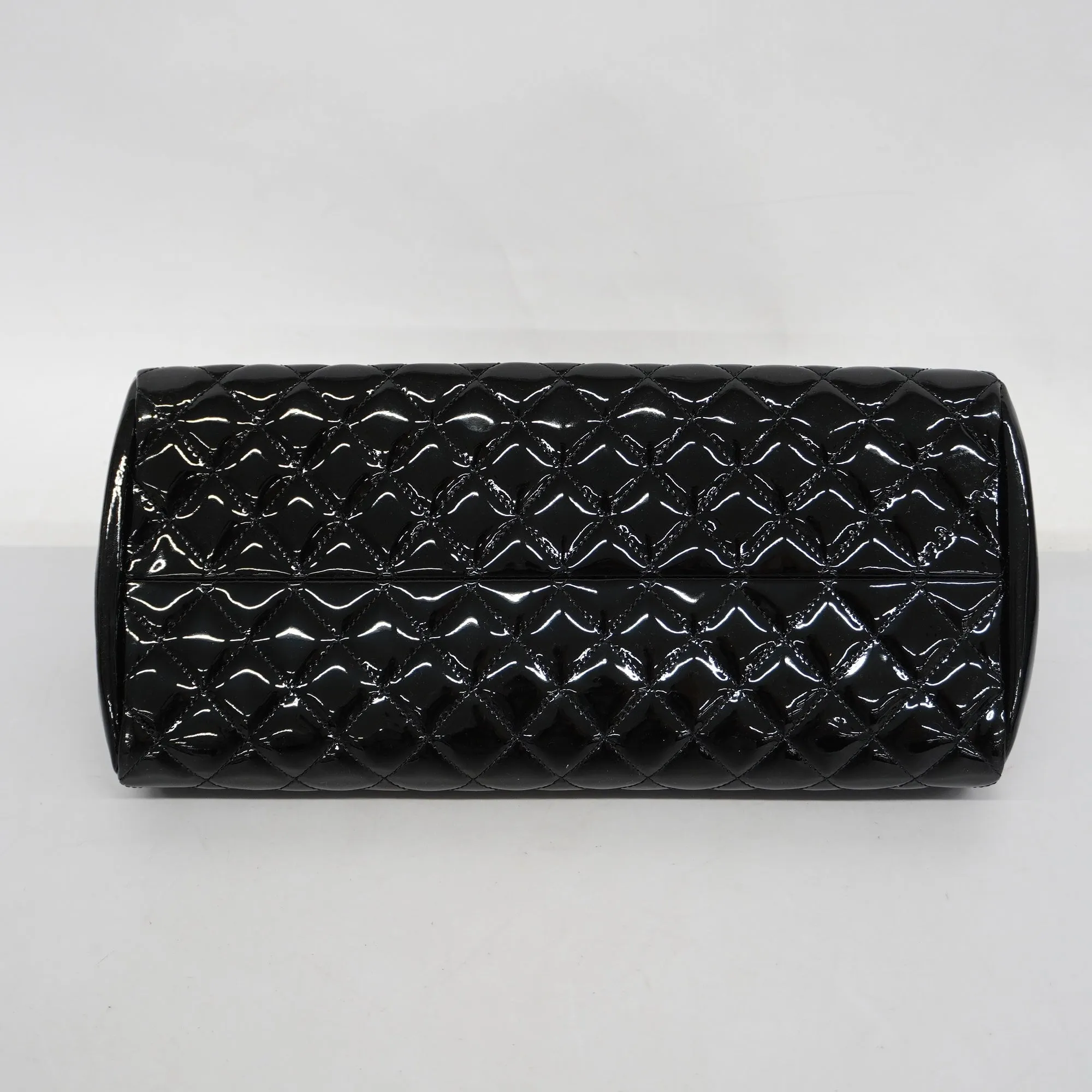 CHANEL  Matelasse Shoulder Bag Chain Shoulder Women's Patent Leather Black
