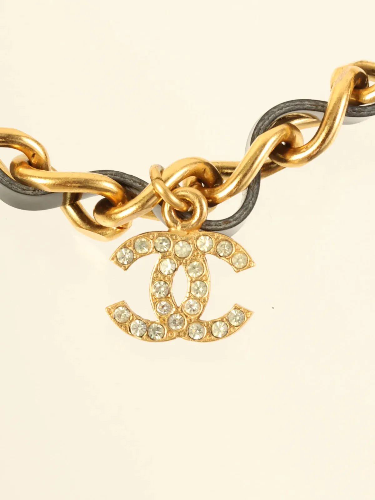 CHANEL Patent Rhinestone Cc Mark Chain Choker Gold/Black