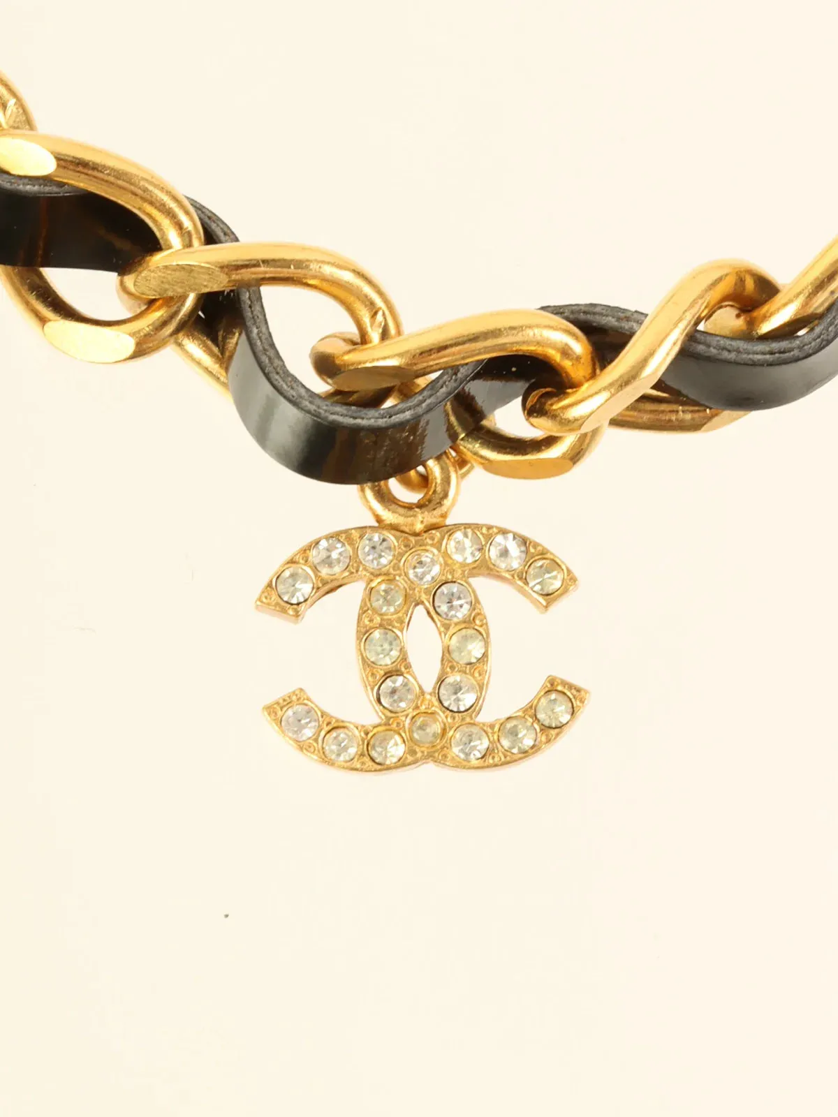 CHANEL Patent Rhinestone Cc Mark Chain Choker Gold/Black