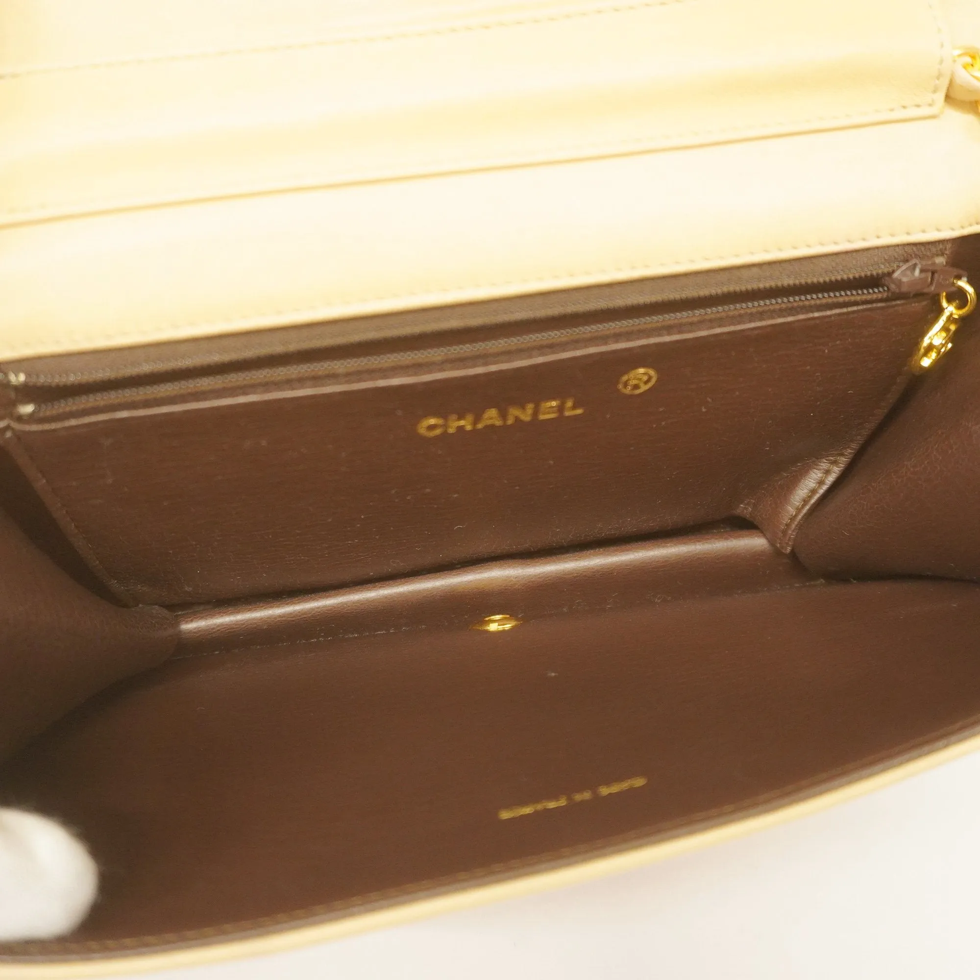 Chanelauth  Matelasse Chain Shoulder Women's Leather Shoulder Bag Beige