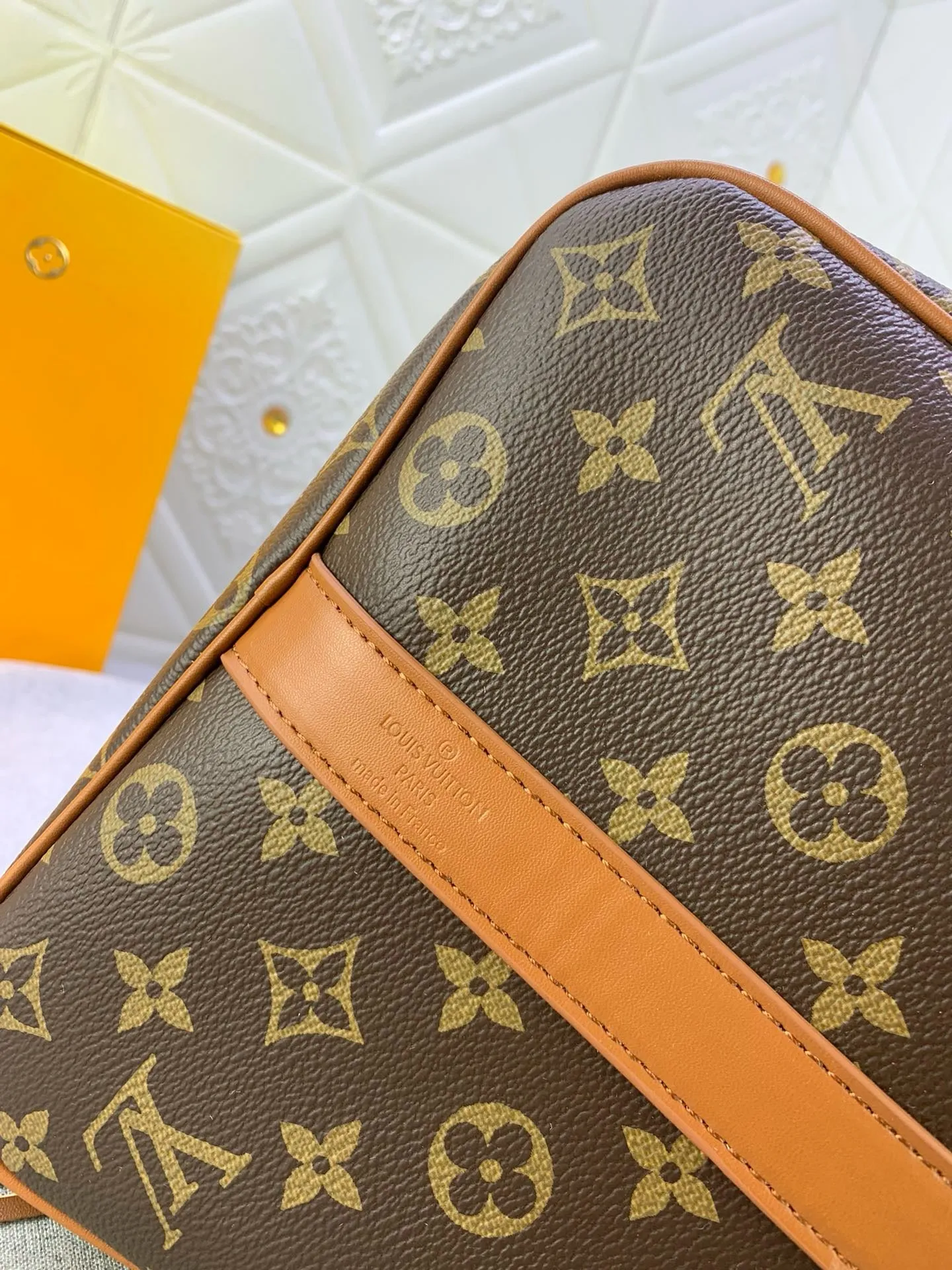 LB1063 Keepall Bandoulière 50 / 19.7 x 11.4 x 9.1 inches