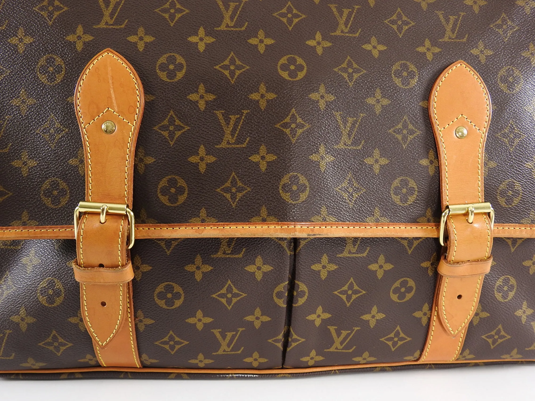 Louis Vuitton Monogram Canvas Sac Chasse Hunting Travel Bag