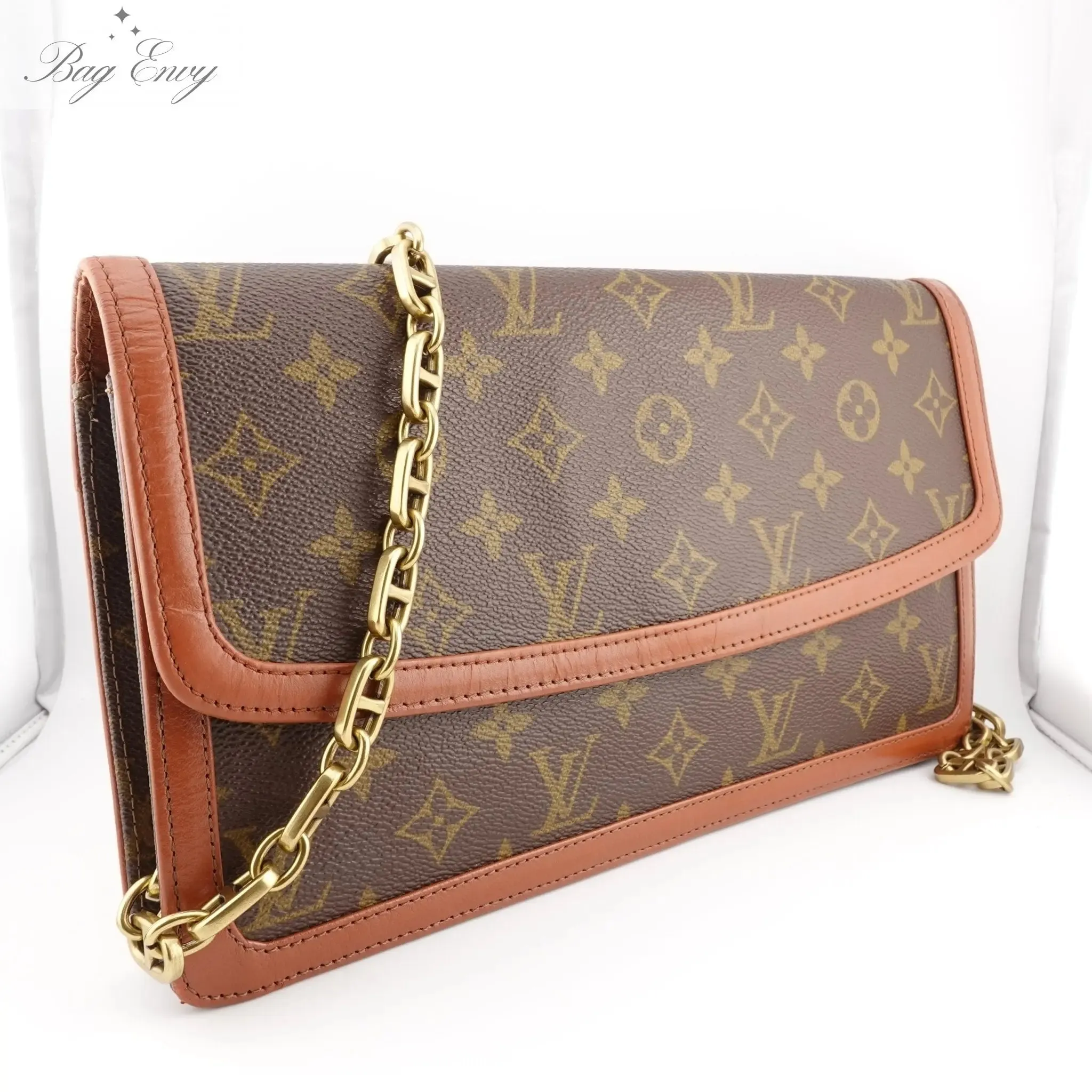 LOUIS VUITTON Monogram Dame GM