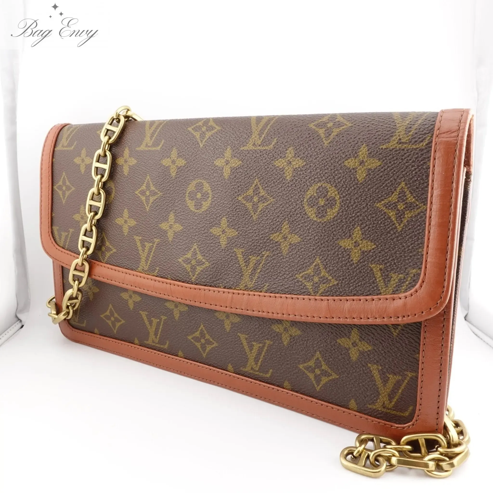 LOUIS VUITTON Monogram Dame GM