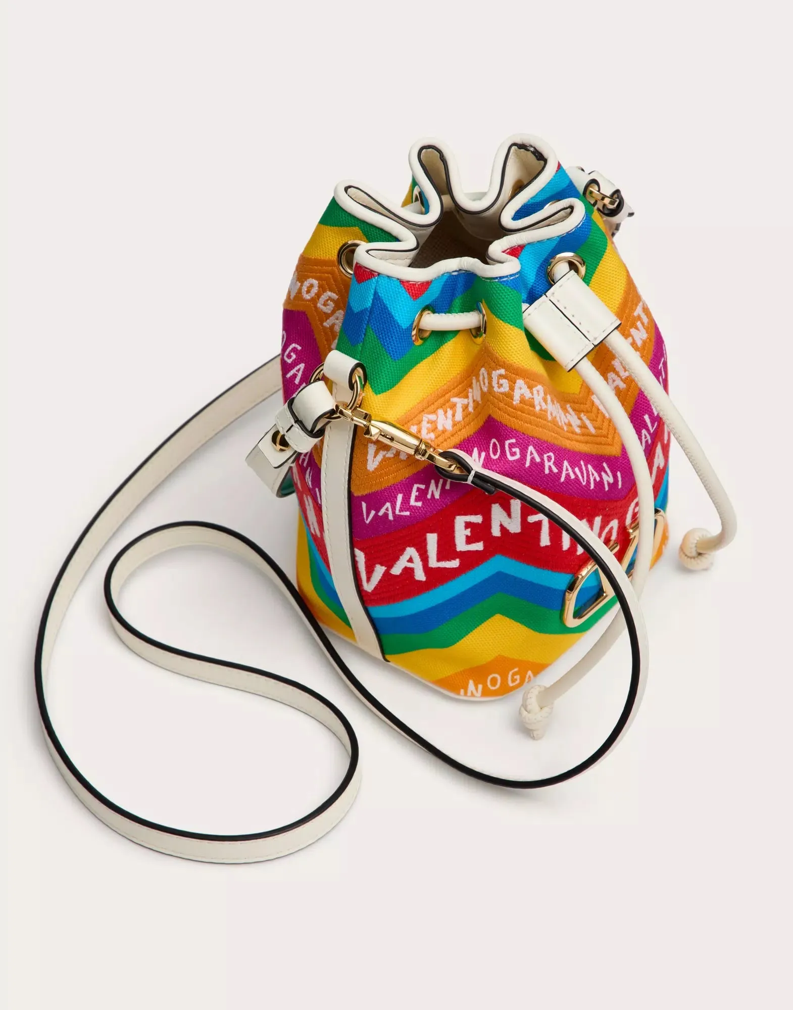 Mini Valentino Garavani Escape Bucket Bag In Canvas With Chevron 24 Print