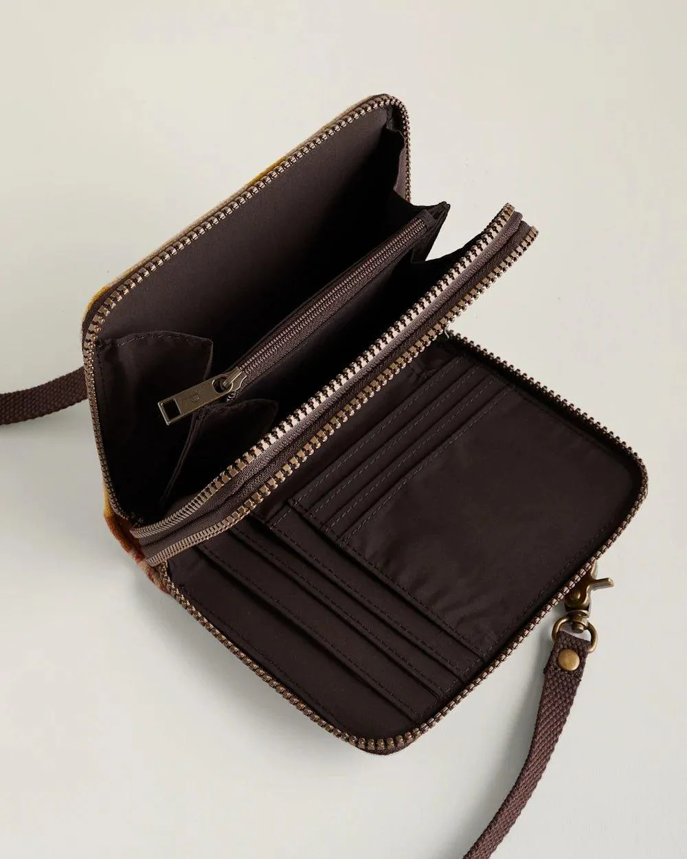 Pasco Crossbody Organizer