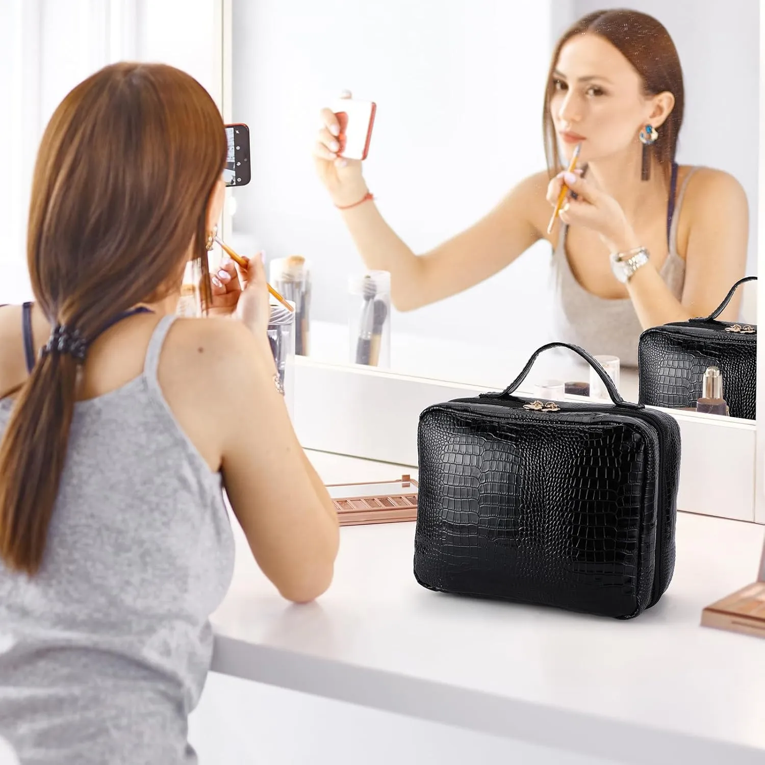 Travel Makeup Bag - Large Capacity Cosmetic Bag with Makeup Brush Bag, Leather Makeup Travel Case Open Flat Makeup Case, Cute Makeup Organizer Bag for Women Girls, Black