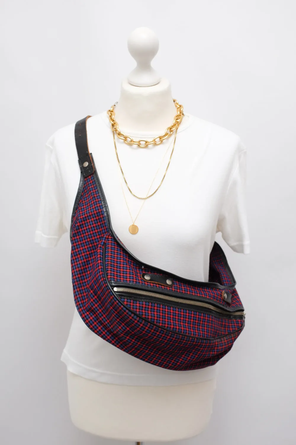 VINTAGE CROSSBODY HIP BAG